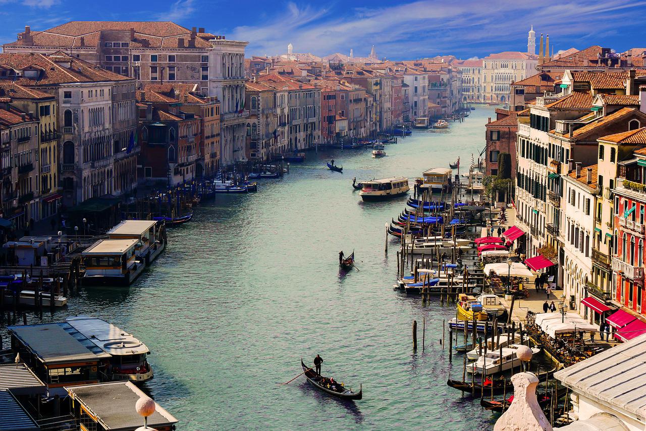 Oto lista 10 najciekawszych miejsc do odwiedzenia we Włoszech.